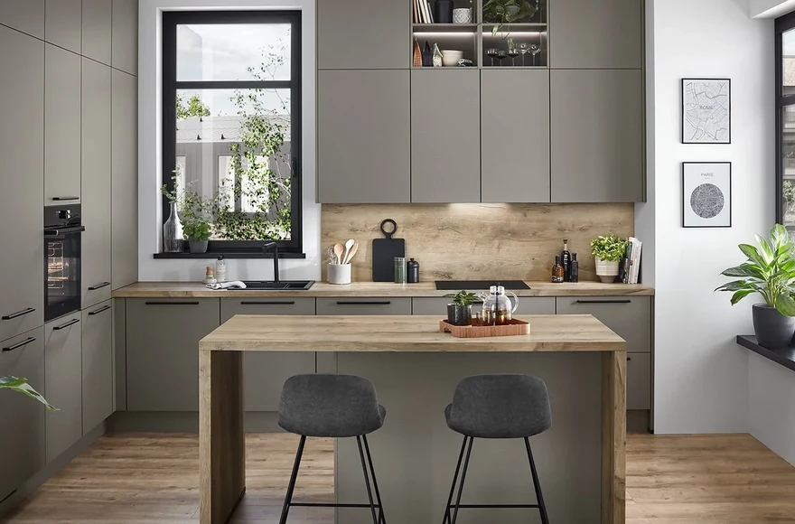 Cuisine équipée Laser en gris taupe, de style moderne et naturel, vue 1 sur 4