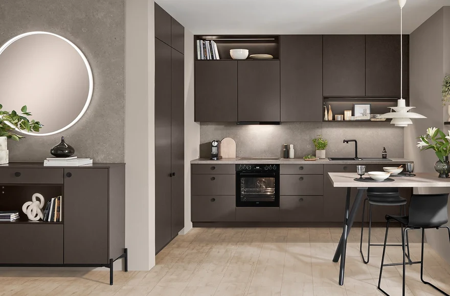 Cuisine équipée Look en café structuré, de style moderne et industriel, vue 1 sur 6