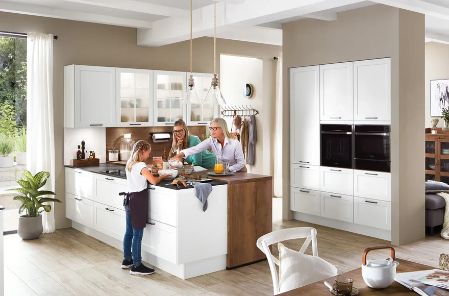Cuisine équipée Nordic en blanc mat, de style cottage et scandinave, vue 1 sur 4