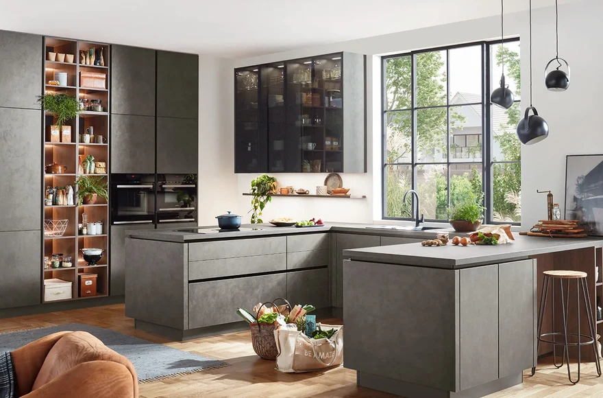 Cuisine équipée Riva en décor béton gris terre, de style minimaliste et naturel, vue 1 sur 5