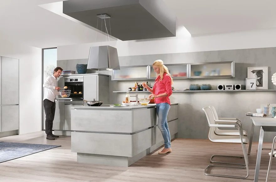 Cuisine équipée Riva en décor béton gris, de style minimaliste, vue 1 sur 5